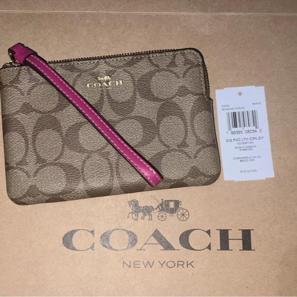 NWT COACH Corner Zip Wristlet in Signature Canvas & Leather Khaki/Cerise CK358